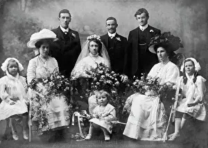 Studioporträt einer unbekannten Hochzeitsgesellschaft, 1921. Künstler: Unbekannt.