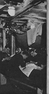 World War II Black And White Photos Drucke: Between Sweeps, 1943