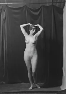 Sylvia, Frau, Porträtfotografie, 1917 April 28. Schöpfer: Arnold Genthe