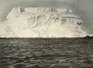 Ernest Shackleton Drucke: A Tabular Berg of Typical Antarctic Form, c1908, (1909)
