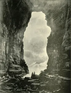Federated Australia History Drucke: Tasmans Arch, Eagle Hawk Neck, 1901. Creator: Unknown