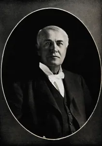 Drucke von Thomas Edison, der Zauberer des Westens, um 1880 (1914). Portrait des amerikanischen Physikers und Erfinders Thomas Alva Edison (1847-1931), der das erste industrielle Forschungslabor einrichtete Thomas Edison Drucke: Thomas Edison, der Zauberer des Westens, um 1880 (1914). Schöpfer: E Bieber.