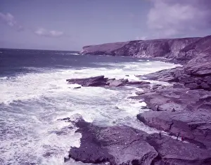 Atlantic Ocean Views Drucke: Trebarwith Strand, Cornwall, c1955. Creator: Arthur Charles Kirby Ware