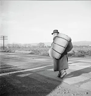 Mehr als fünfundzwanzig Jahre ein Bindelstiefel... Napa Valley, Kalifornien, 1938. Künstler: Dorothea Lange