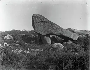 Black And White Rock Formations Drucke: Unknown rock formation. Creator: Unknown