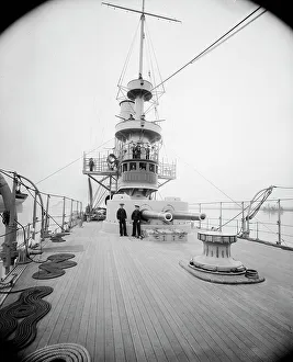 Die USS Brooklyn, Forecastle Deck, zwischen 1896 und 1901. Schöpfer unbekannt