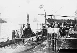 Black And White Naval Images Drucke: USS Snapper & USS Stingray, between c1910 and c1915. Creator: Bain News Service