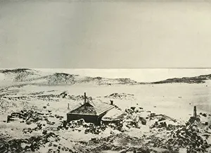 South Pole Landscape Drucke: A View of the Hut Looking Northwards. c1908, (1909)