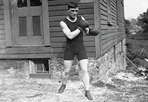 Early 20th Century Boxing Drucke: Warnes (Middleweight), between c1910 and c1915. Creator: Bain News Service