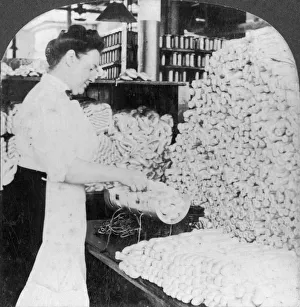 Women In The Workforce Drucke: Weighing and sorting raw silk skeins