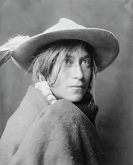 North American Ethnography Drucke: Whyay-Ring, c1905. Creator: Edward Sheriff Curtis