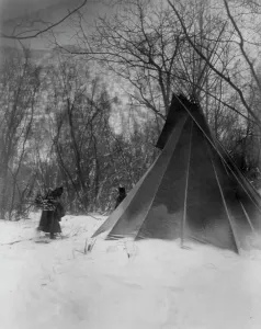 Black And White Winter Images Drucke: When winter comes, c1908. Creator: Edward Sheriff Curtis