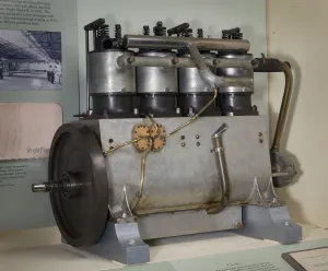 US Aviation History Drucke: Wright Vertical 4, In-line 4 Engine, 1906. Creator: Wright Company