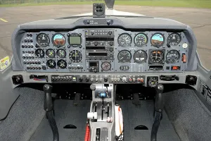 Dienstleistungen Drucke: cockpit des Grob Tutor Zwei-Sitz-Trainingflugzeugs