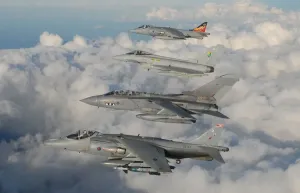 RCAF 95ster Jahrestag-Formation