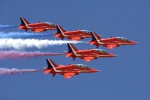 Rote Pfeile Drucke: Die Roten Arrows über RAF Akrotiri.