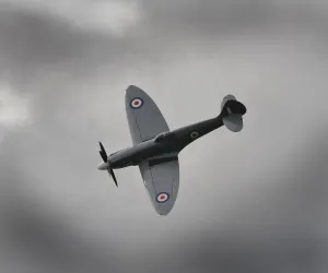 RAF Aircraft Drucke: Spitfire from BBMF