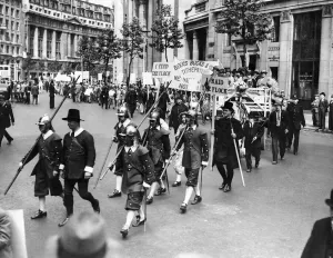 00044 Drucke: Demokratische Demonstration an der Tithestation am Aldwych in London