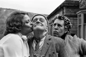 Lynda Baron (Lilly Bless Her), Bill Owen (Compo) und Kathy Staff als Nora Barton