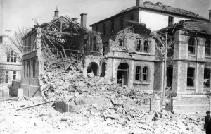 Sprengstoff beschädigte Blindeanstalt, Nordhügel, Plymouth am 1. Mai 1941