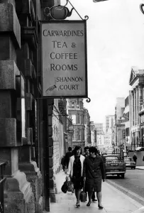 Kaffeebar Carwardines, Corn Street, Shannon Court, Bristol 1965