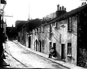 Drucke von Kiesgänge, Clifton, Bristol 1949 Clifton Drucke: Steig von der Hütte in Klifton bei Bristol aus dem Jahr 1949