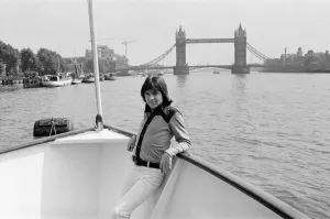 Drucke von Ein Blick zurück in die Vergangenheit: David Cassidy, der Sänger und Schauspieler, an Bord seines persönlich gemieteten Luxusyachte Ocean Sabre im Jahr 1972 1000bis1099 Drucke: David Cassidy, Sänger und Schauspieler