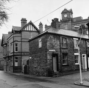 Großraum Manchester Drucke: Schließung der Eagley Mills (die Uhr des Clock Towers von Eagle Mills kann im Hintergrund gesehen werden)