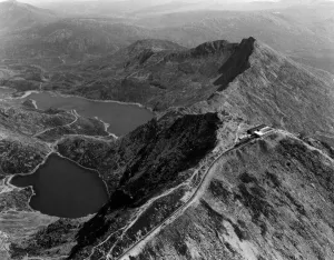 Die Aussicht vom Gipfel von Snowdon, um circa 1988