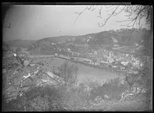 Drucke von Frühes Telefonkasten auf der Buller Quay Looe Drucke: Looe und Brücke aus dem Fluss hinauf von Down's View gesehen