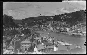 Drucke von Blick in das tägliche Leben Looe Drucke: Looe von Down's View nach oben blickend