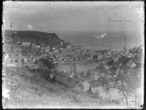 Looe blickt nach Osten in Richtung Rame Head von den Westen des Looe-Downs