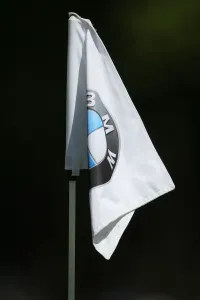 BMW-Flag bei der BMW PGA Championship 2010, Wentworth Club, Surrey, England, 23. Mai 2010