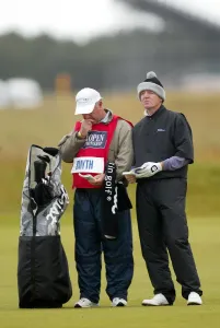 Muirfield Golf Course Drucke: Des Smyth & Caddy
