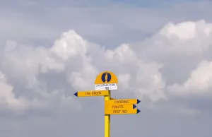 General View Of A Golf Course Drucke: The Open Crossing Point