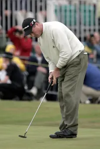 The Open Championship History Drucke: Todd Hamilton Puts To Win The Open