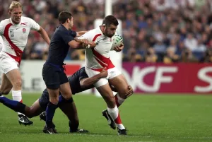 Nick Easter durchbricht die Hürden