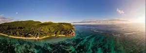 Quelle de la source Argente plage, Île de La Digue