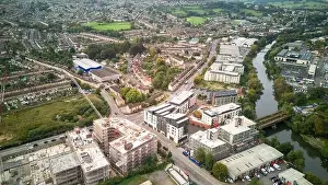 Drohnenpanorama zeigt alle Fortschritte an der Unterstützbahn zur Fußgängerzone am unteren Bristoler Straße in Badminton und die Umgebung von Bath im Vereinigten Königreich