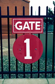 Tor 1-Schild