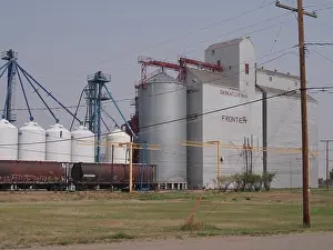 Kornspeicherhaus am Rande der Grenze von Kanada in den Provinzen Saskatchewan und dem Pallisertriangulum