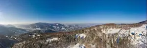 Panoramische Aussicht über die Winterberge