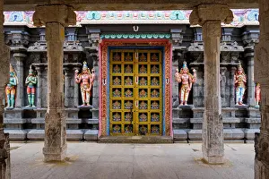 Paramapada vaasal (Tor zum Paradies)