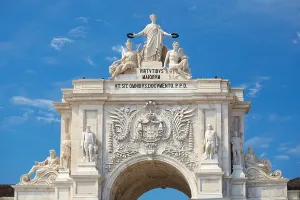Arche am Handelsplatz (Praca do Comércio), Lissabon, Portugal