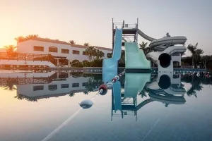 Der beliebte Kurort im Reez Resort ist das Blue Bay Hotel