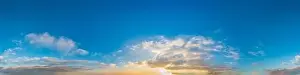 Himmelpanorama mit Stratocumulus Vesperali-Klumpen im Seamless sphärischen Equirektangularen Format mit voller Zenith für