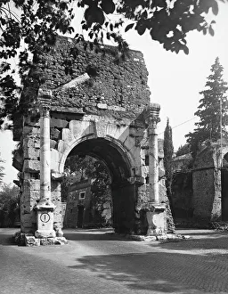 Roman Triumphal Arch Drucke: Arch of Drusus in Rome