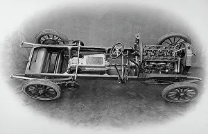 Automobilbau der ersten Jahre des 20. Jahrhunderts in Bau bei Florentia Automobile (Blick von oben)
