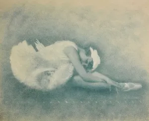 Female Dancer Portrait Drucke: Ballerina