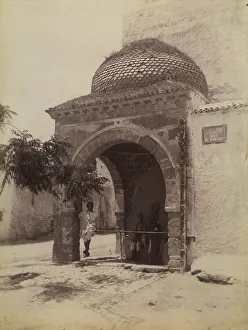African Urban Landscape Drucke: Boy under an arch